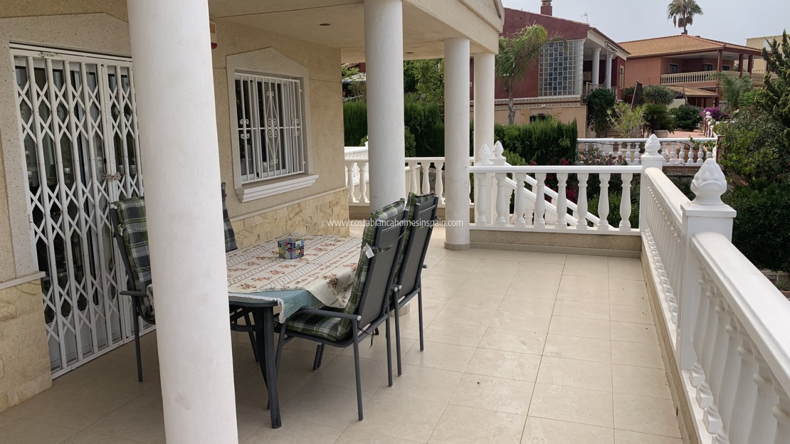 Resale - Detached Villa - Algorfa