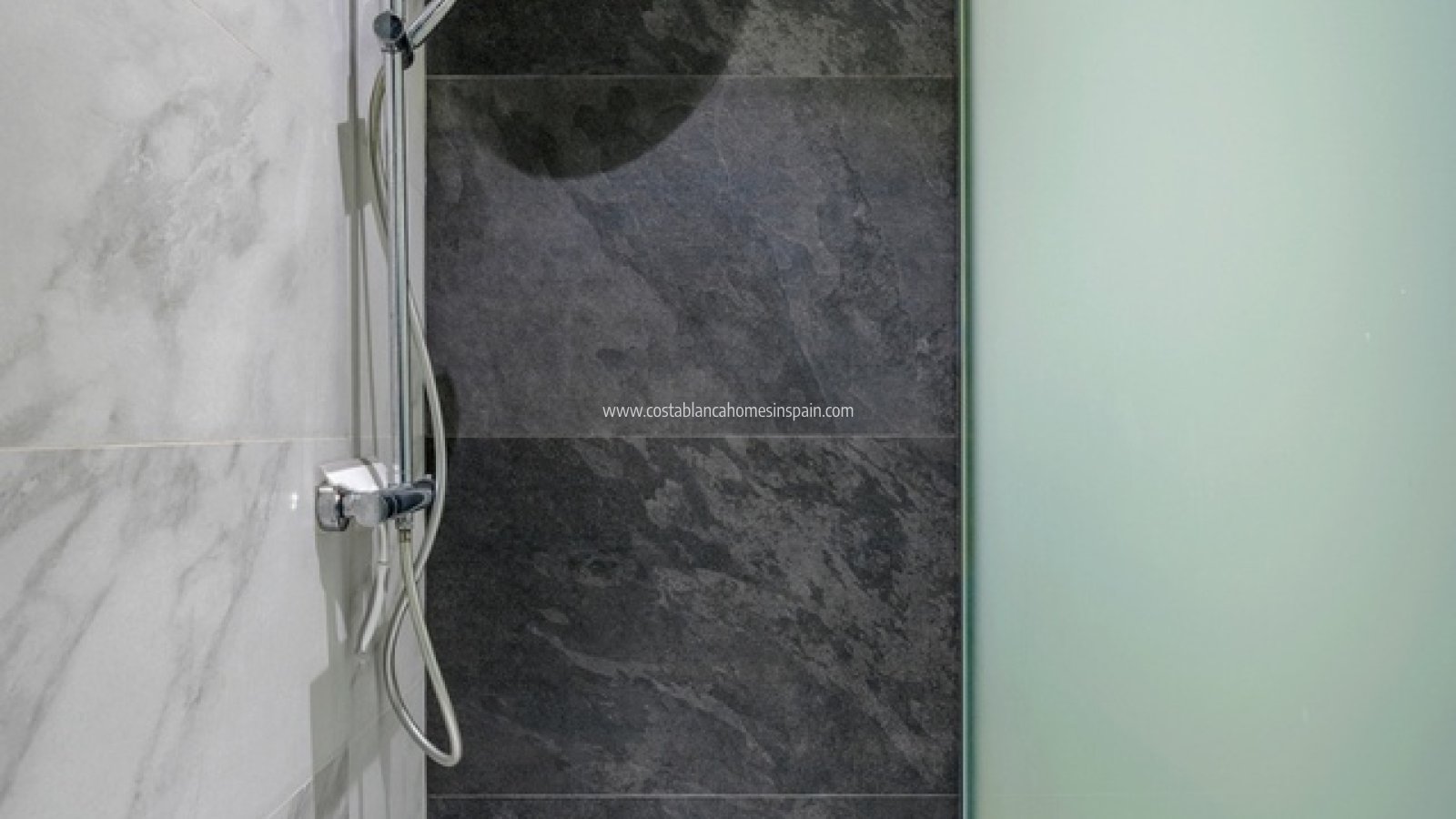 Resale - Detached Villa - Algorfa