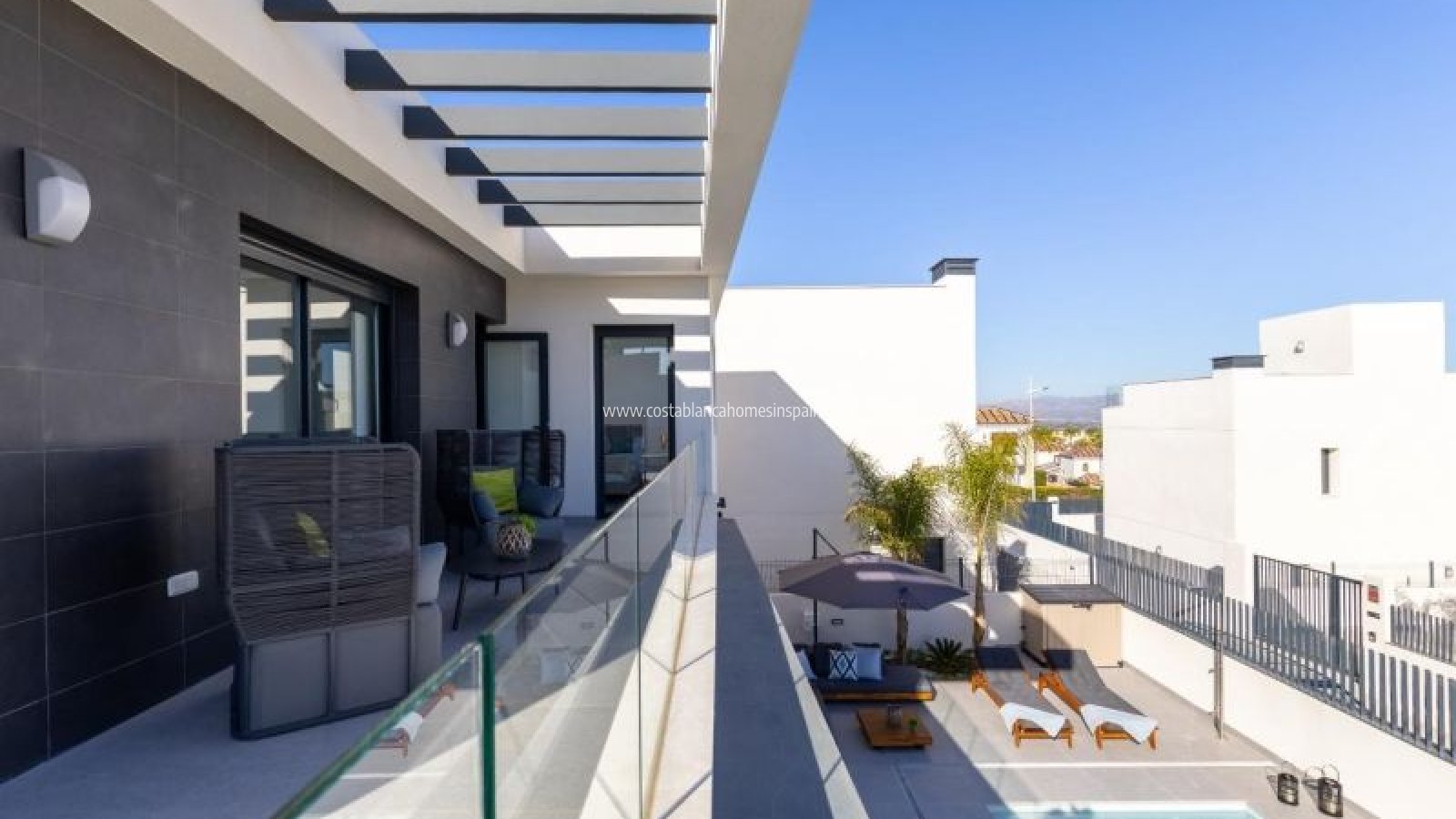 Resale - Detached Villa - Algorfa
