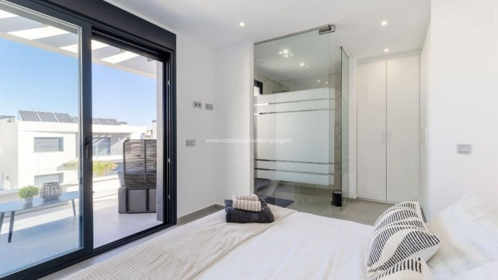 Resale - Detached Villa - Algorfa