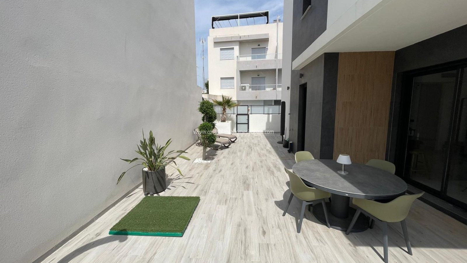 Resale - Detached Villa - Benijófar