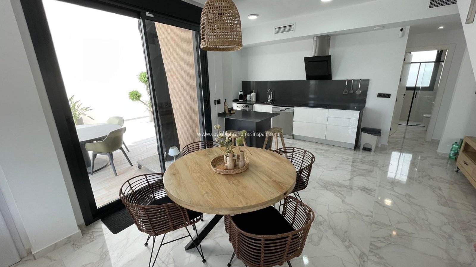 Resale - Detached Villa - Benijófar