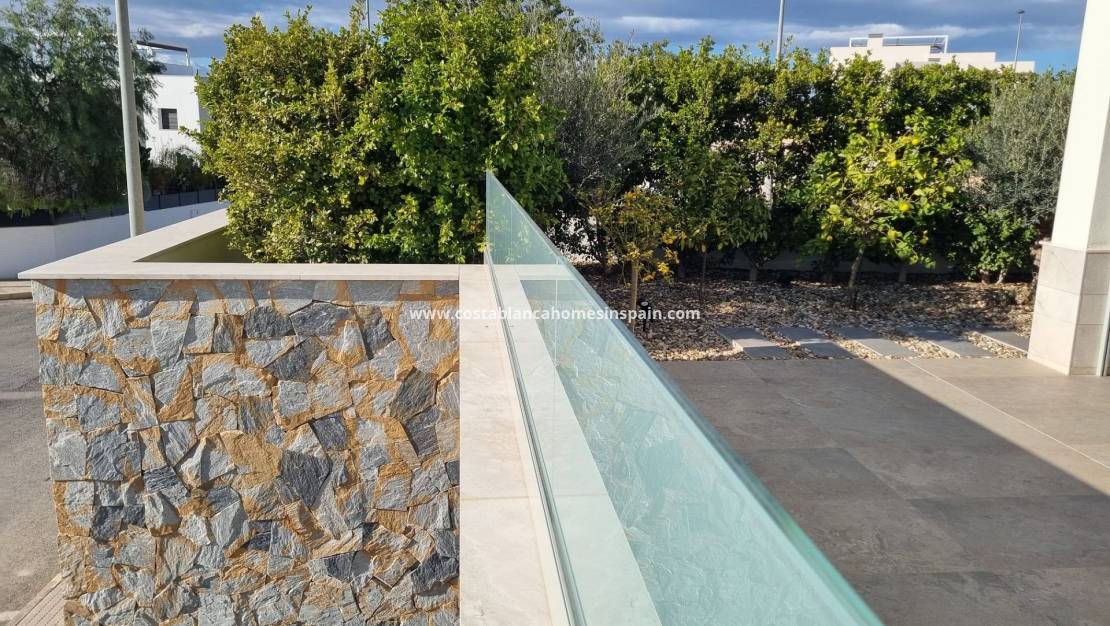 Resale - Detached Villa - Benijófar