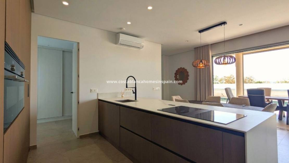 Resale - Detached Villa - Benijófar