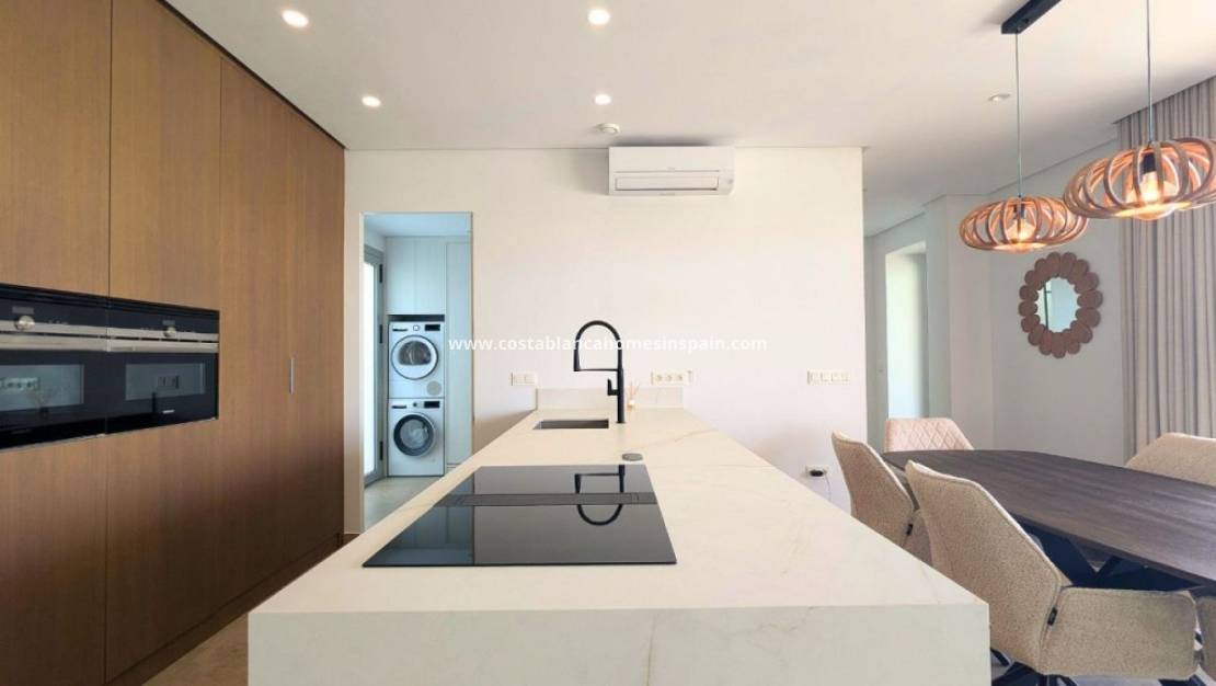 Resale - Detached Villa - Benijófar