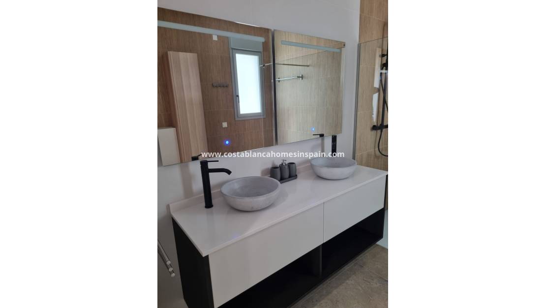 Resale - Detached Villa - Benijófar