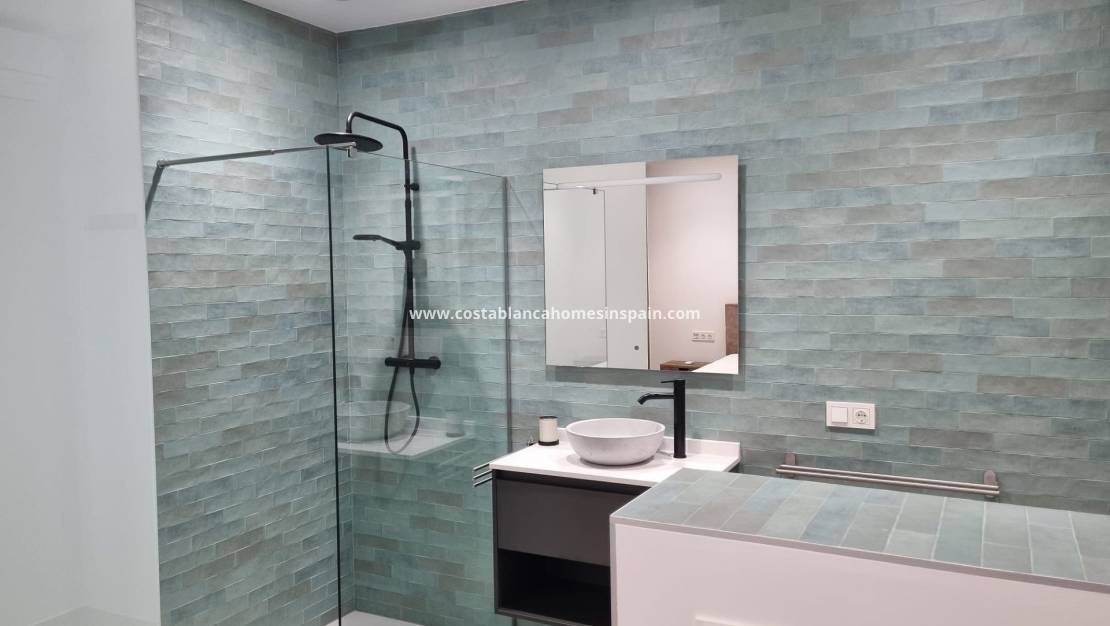 Resale - Detached Villa - Benijófar