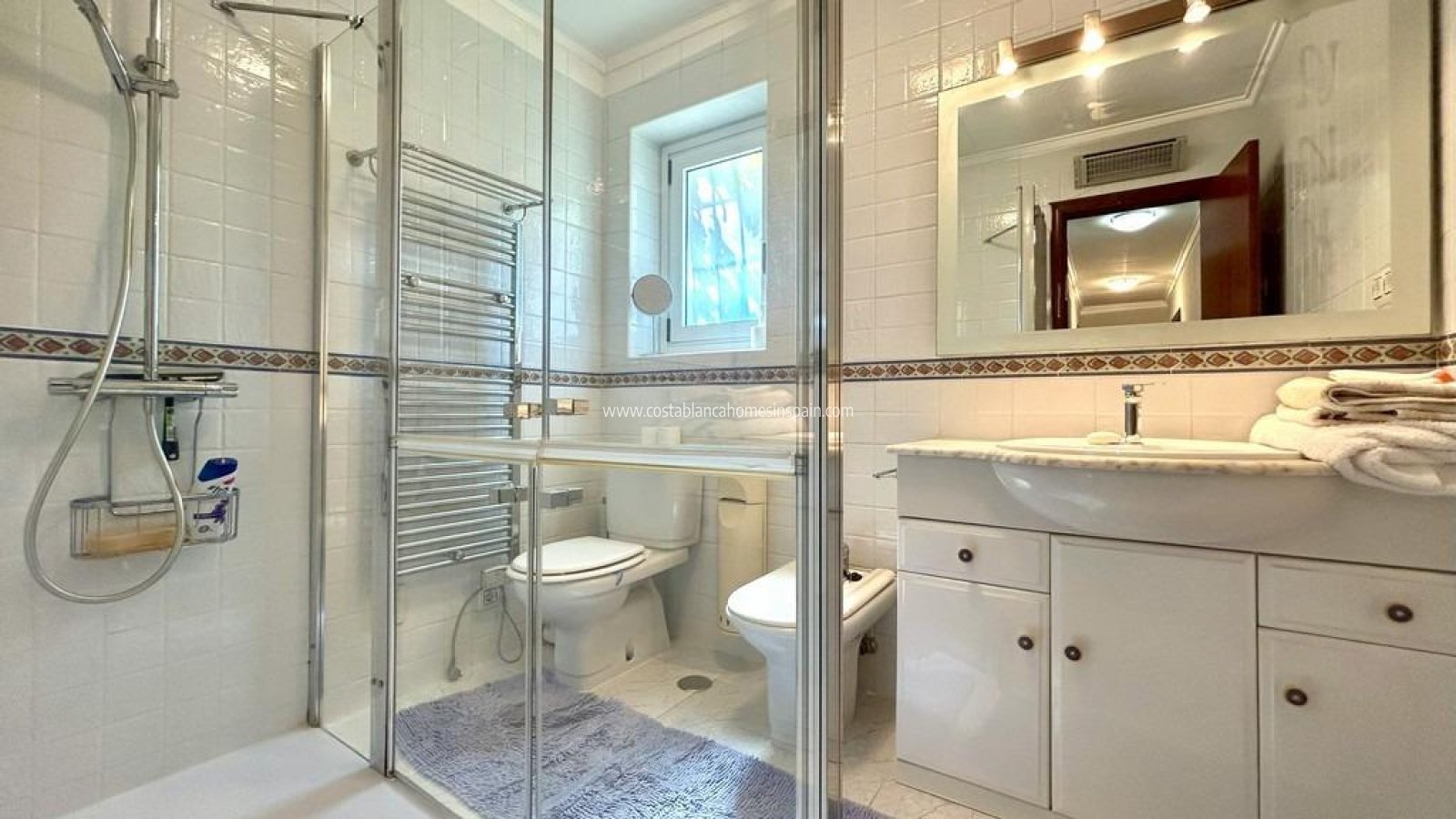 Resale - Detached Villa - Cabo Roig