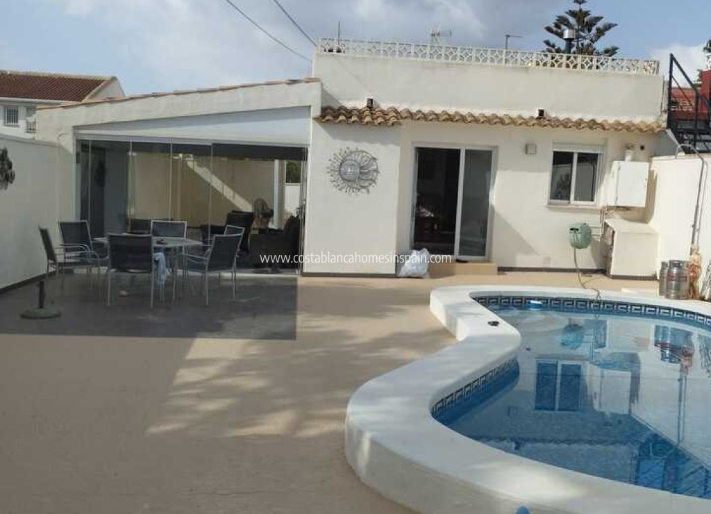 Resale - Detached Villa - Cabo Roig