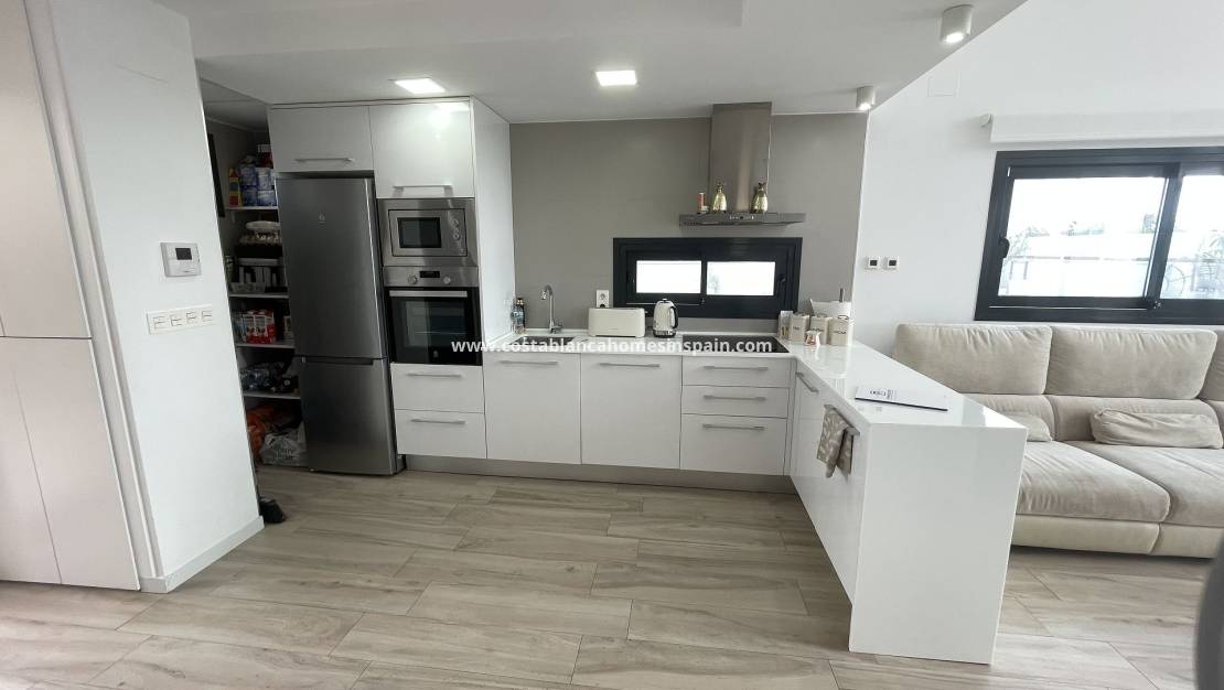 Resale - Detached Villa - Cabo Roig