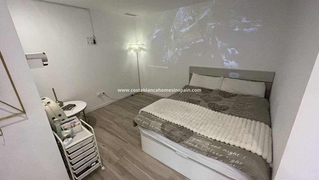 Resale - Detached Villa - Cabo Roig