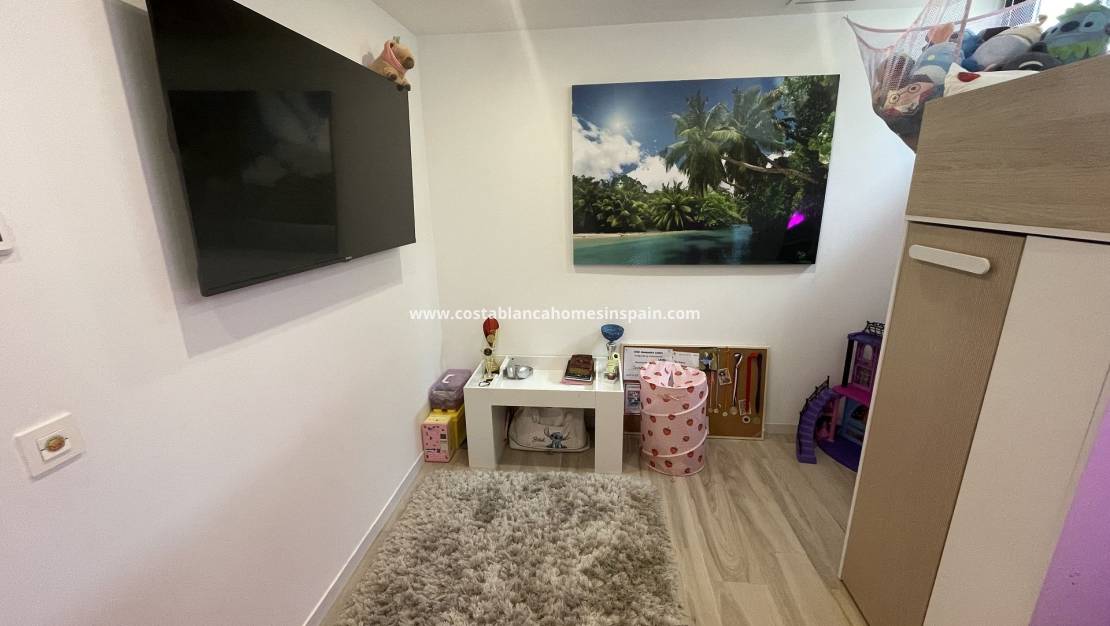 Resale - Detached Villa - Cabo Roig