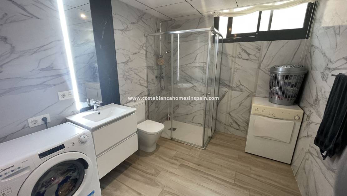 Resale - Detached Villa - Cabo Roig