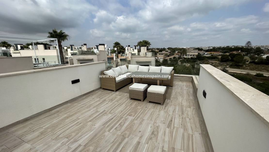 Resale - Detached Villa - Cabo Roig