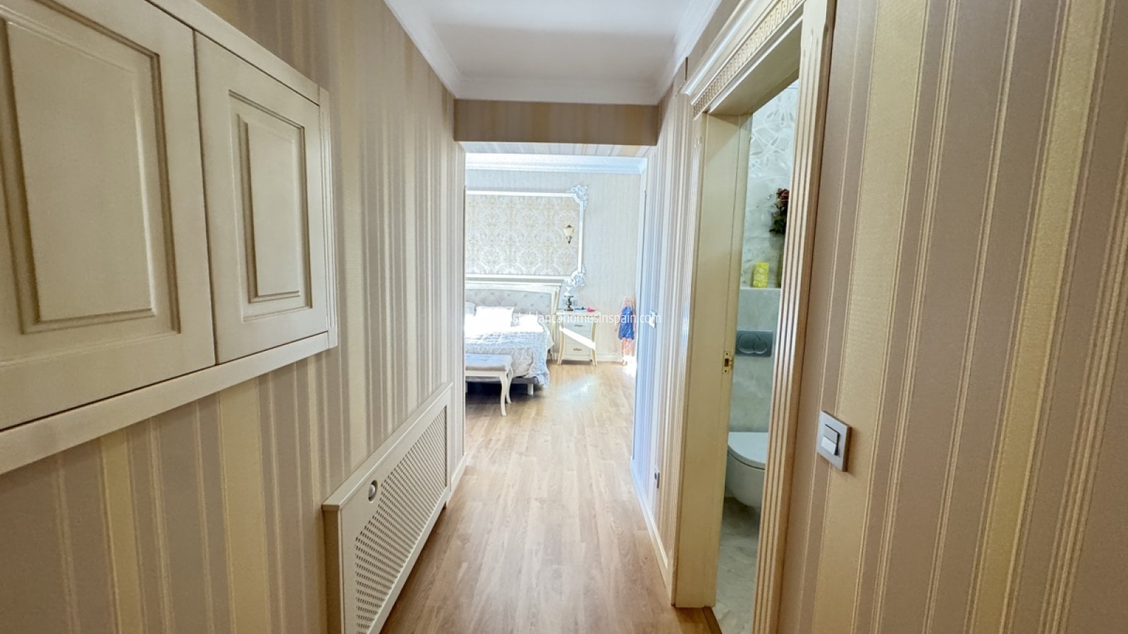 Resale - Detached Villa - Cabo Roig