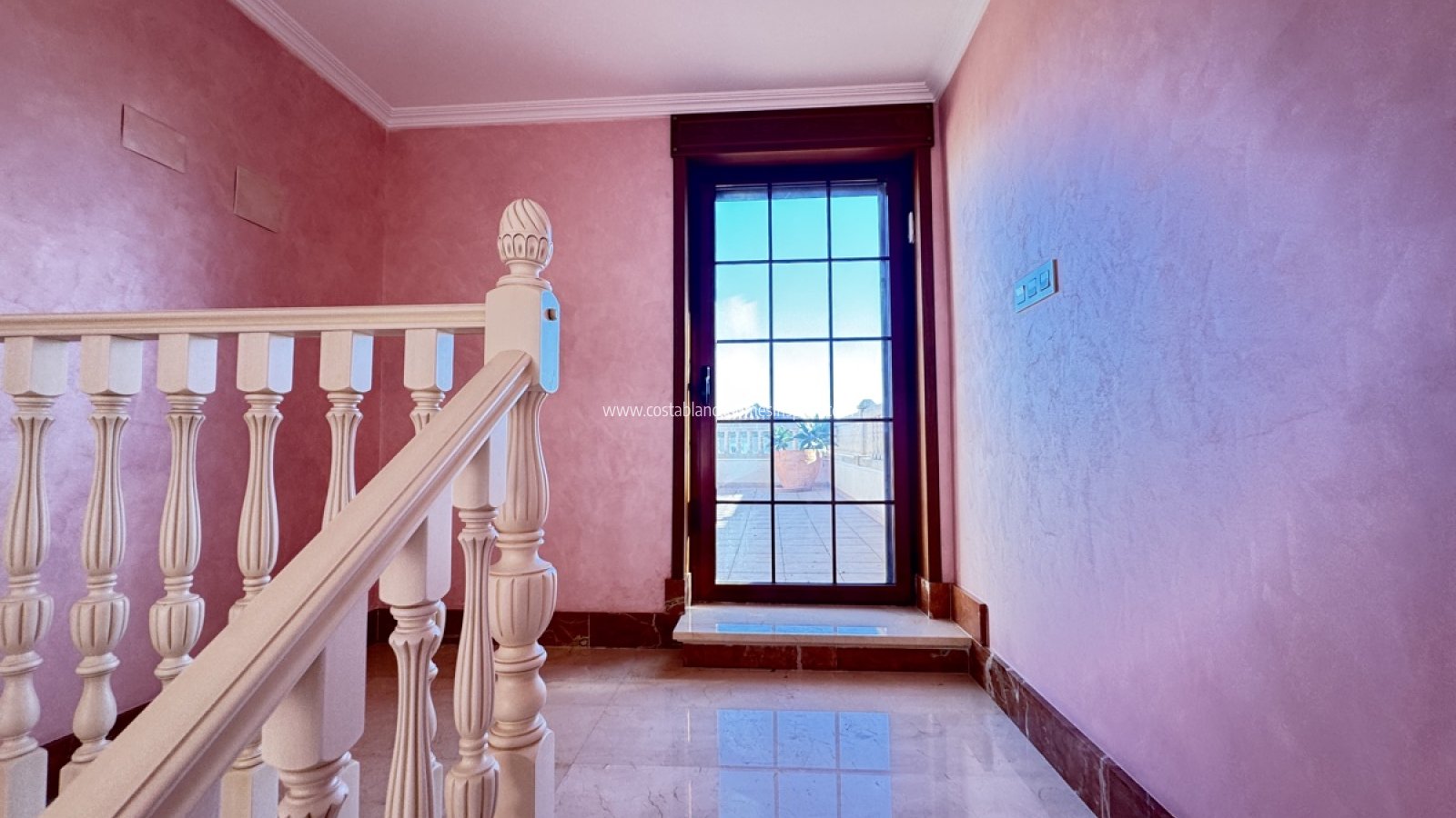 Resale - Detached Villa - Cabo Roig