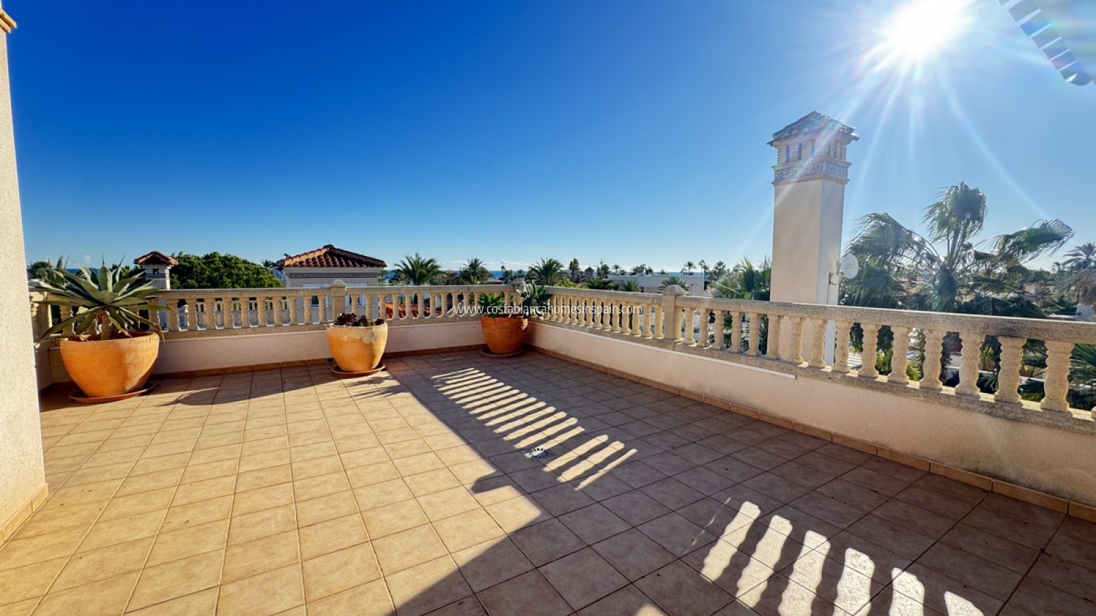 Resale - Detached Villa - Cabo Roig