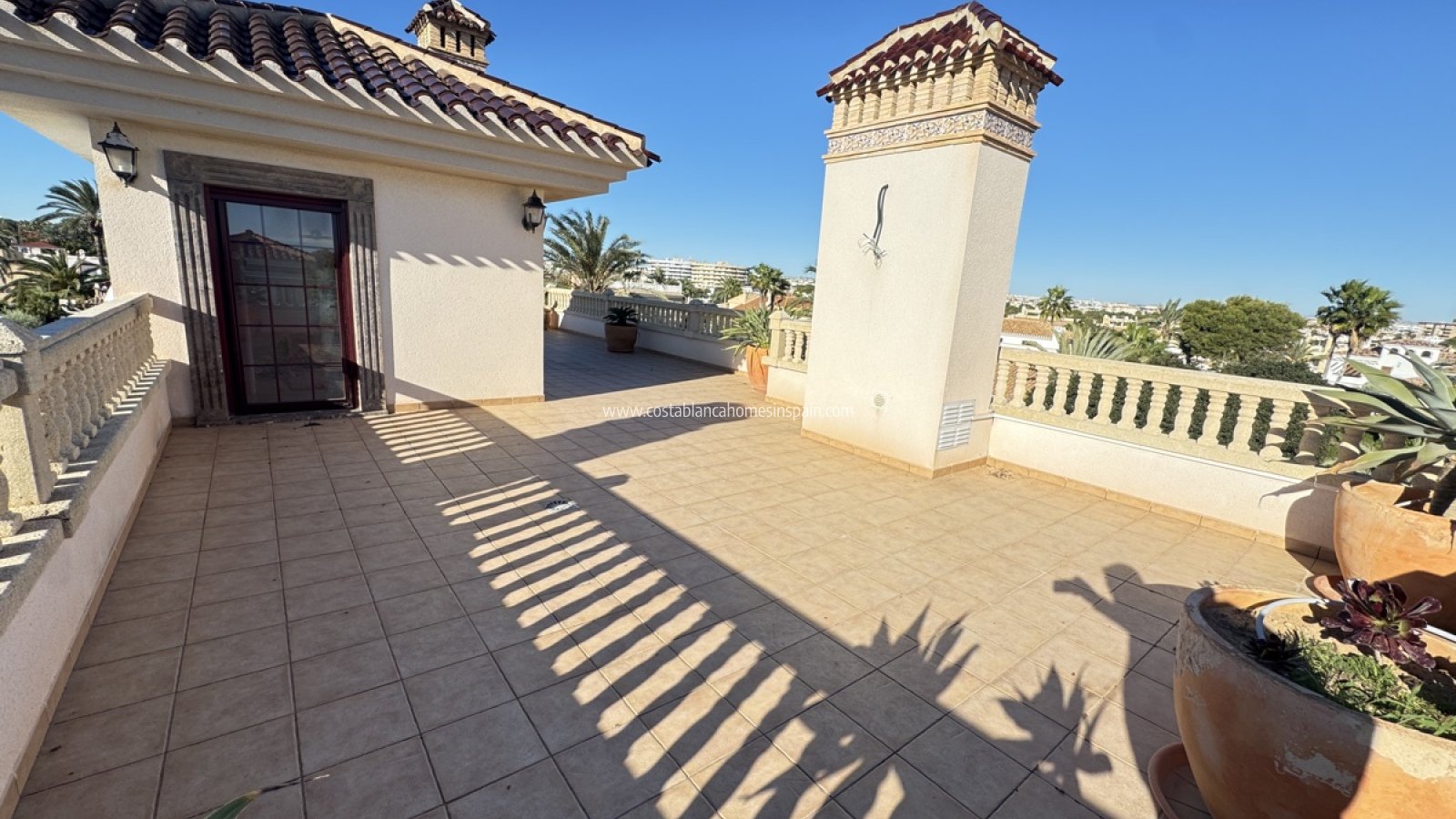 Resale - Detached Villa - Cabo Roig