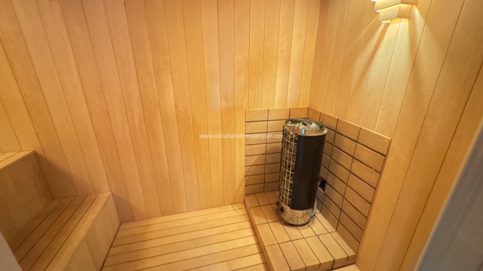 Resale - Detached Villa - Cabo Roig