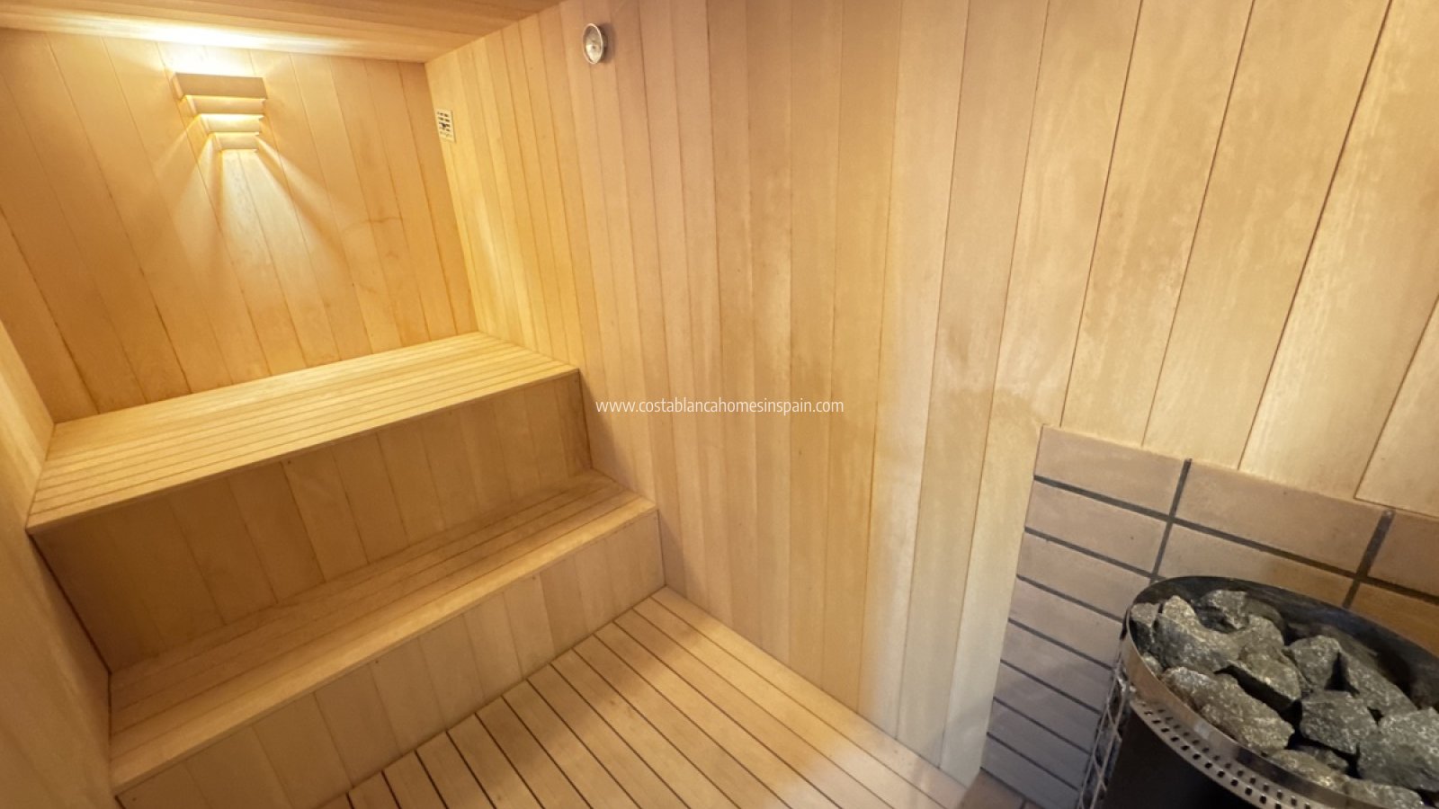 Resale - Detached Villa - Cabo Roig