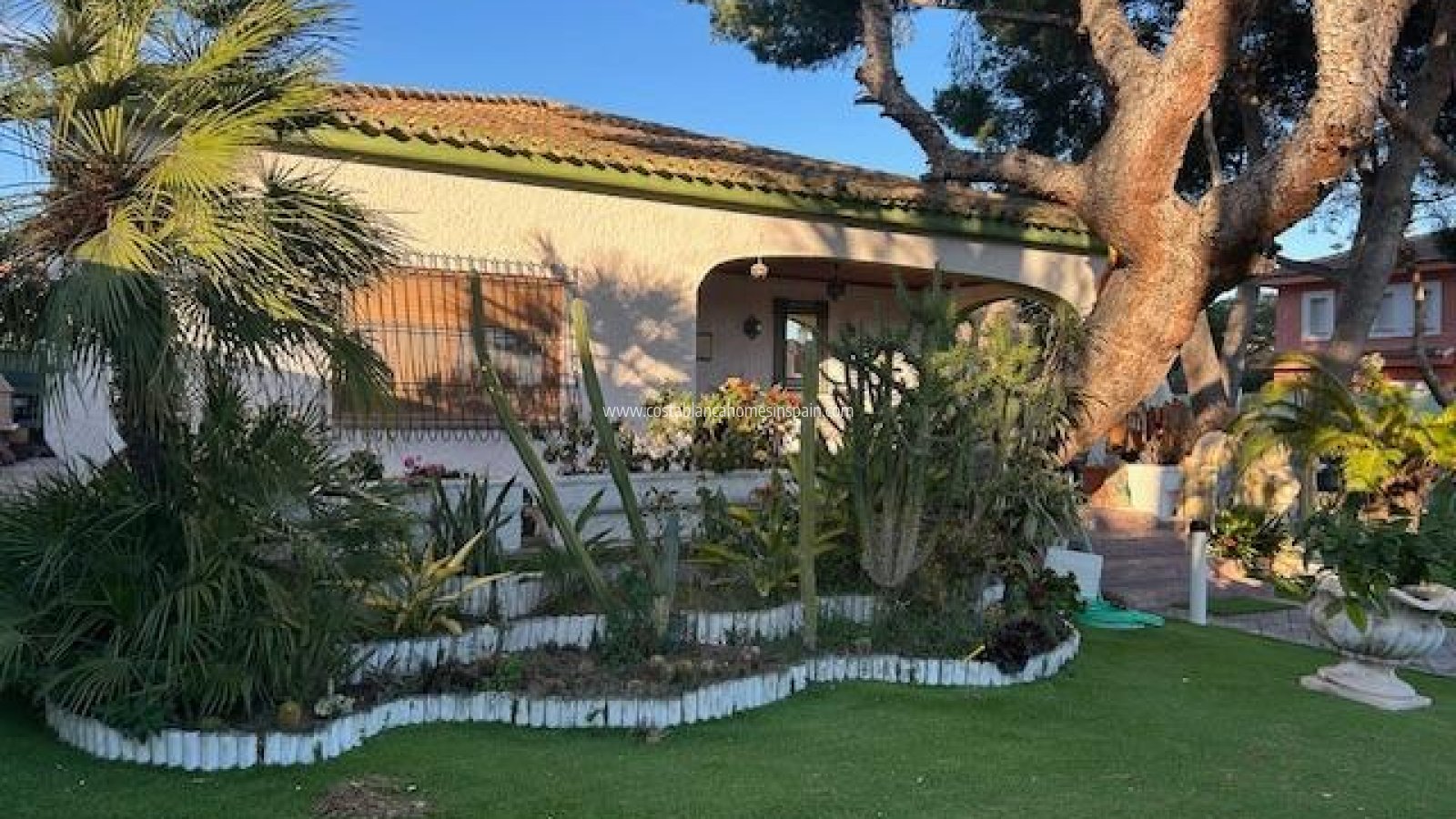 Resale - Detached Villa - Campoamor