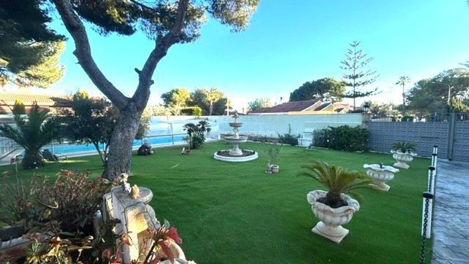 Resale - Detached Villa - Campoamor