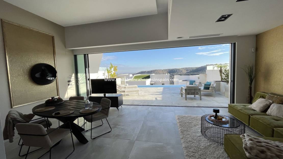 Resale - Detached Villa - Ciudad Quesada