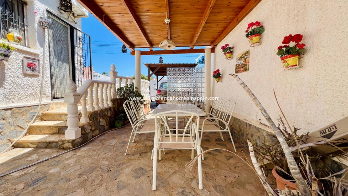 Resale - Detached Villa - El Chaparral - El chaparral