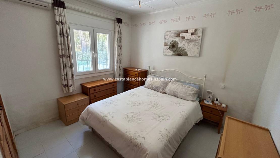 Resale - Detached Villa - El Chaparral - El chaparral