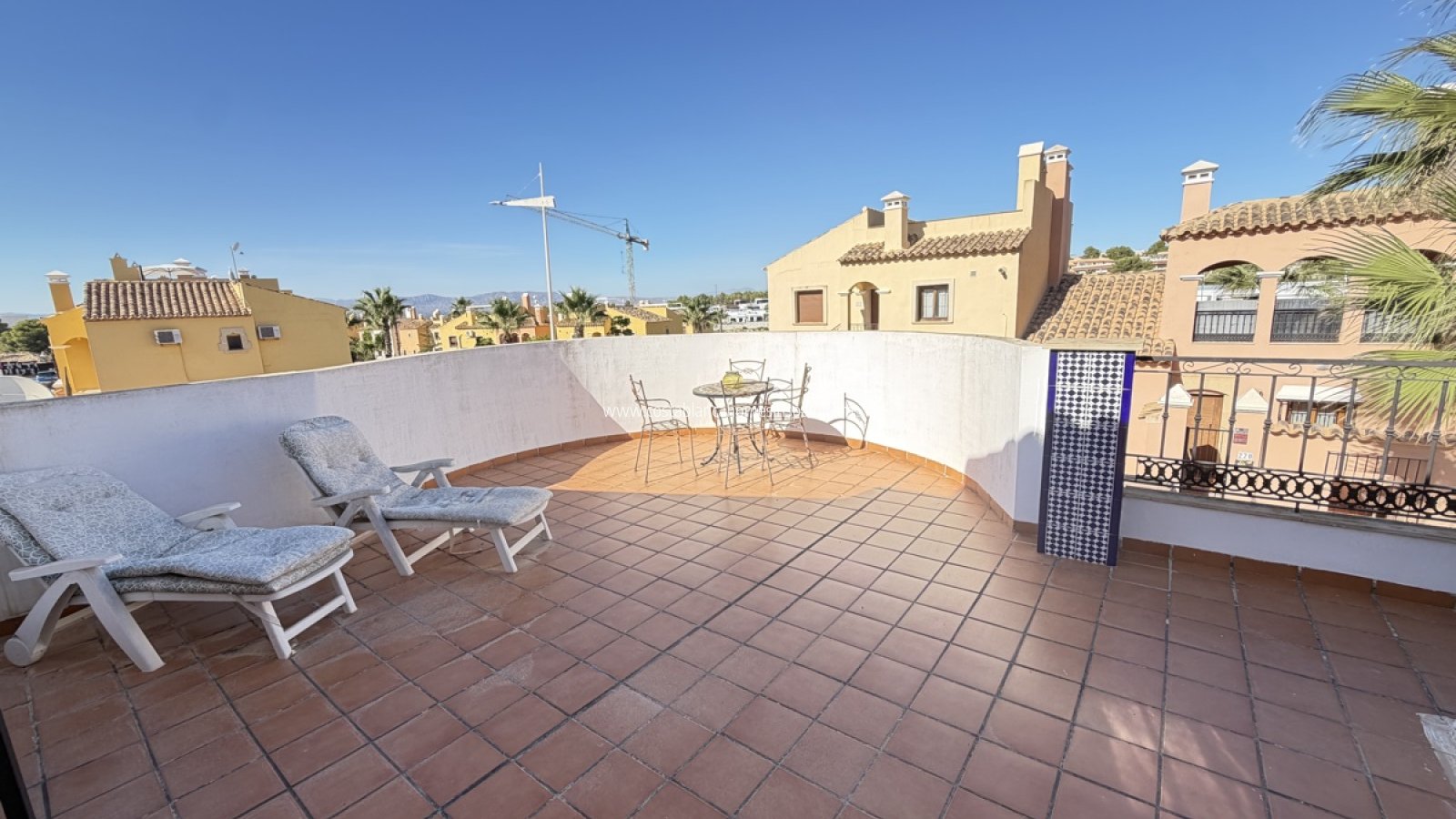 Resale - Detached Villa - La Finca Golf