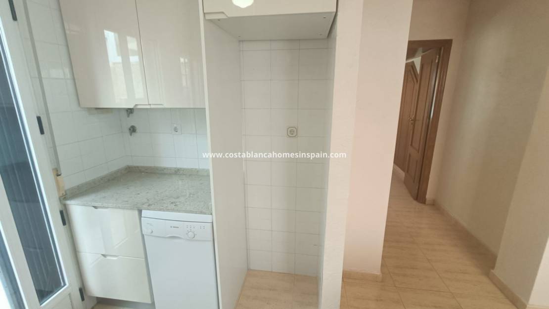 Resale - Detached Villa - La Florida