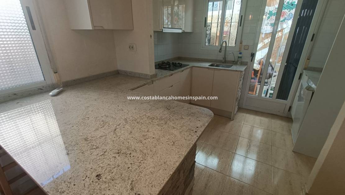 Resale - Detached Villa - La Florida