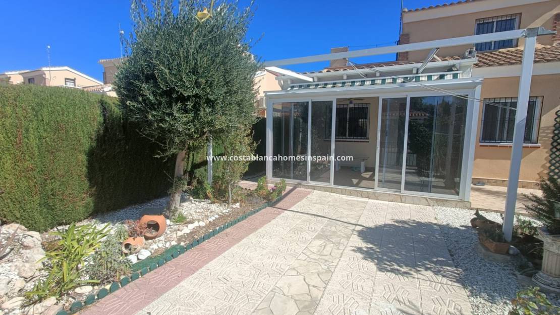 Resale - Detached Villa - La Florida