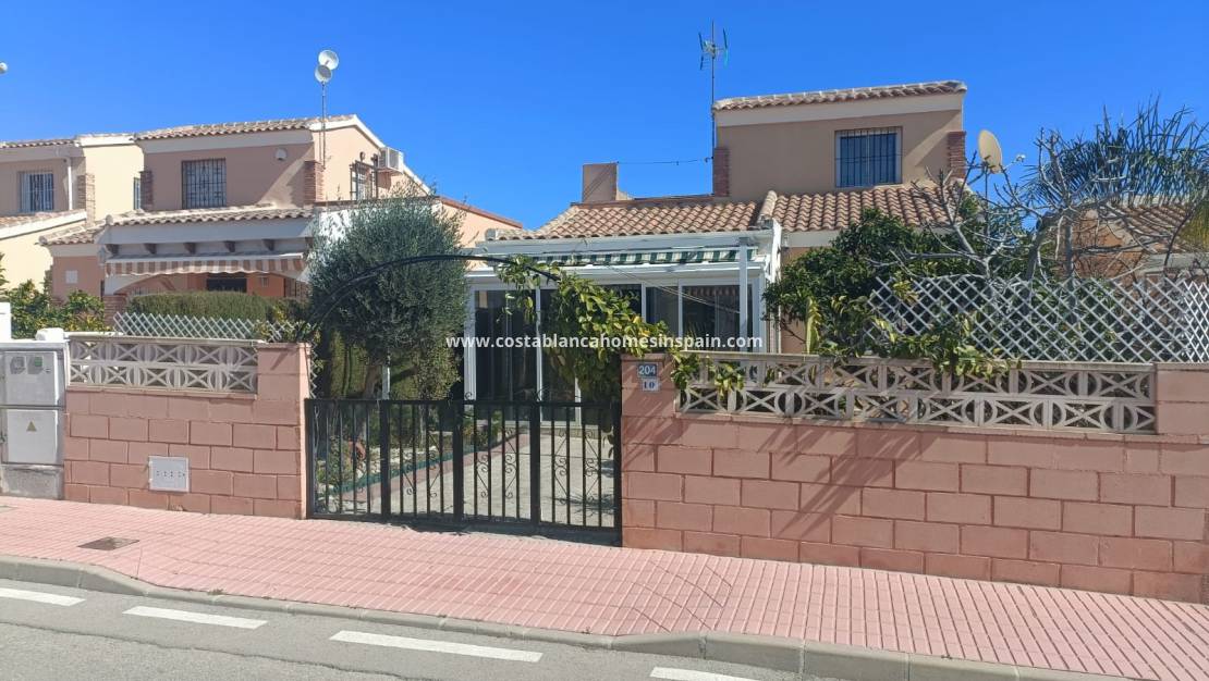 Resale - Detached Villa - La Florida
