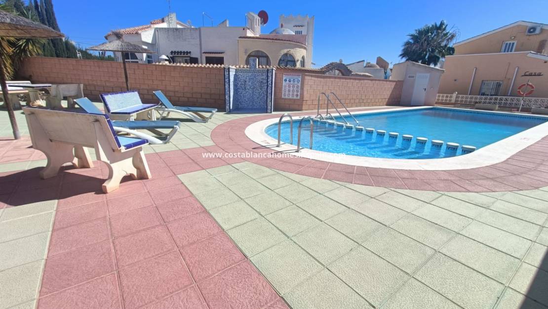 Resale - Detached Villa - La Florida