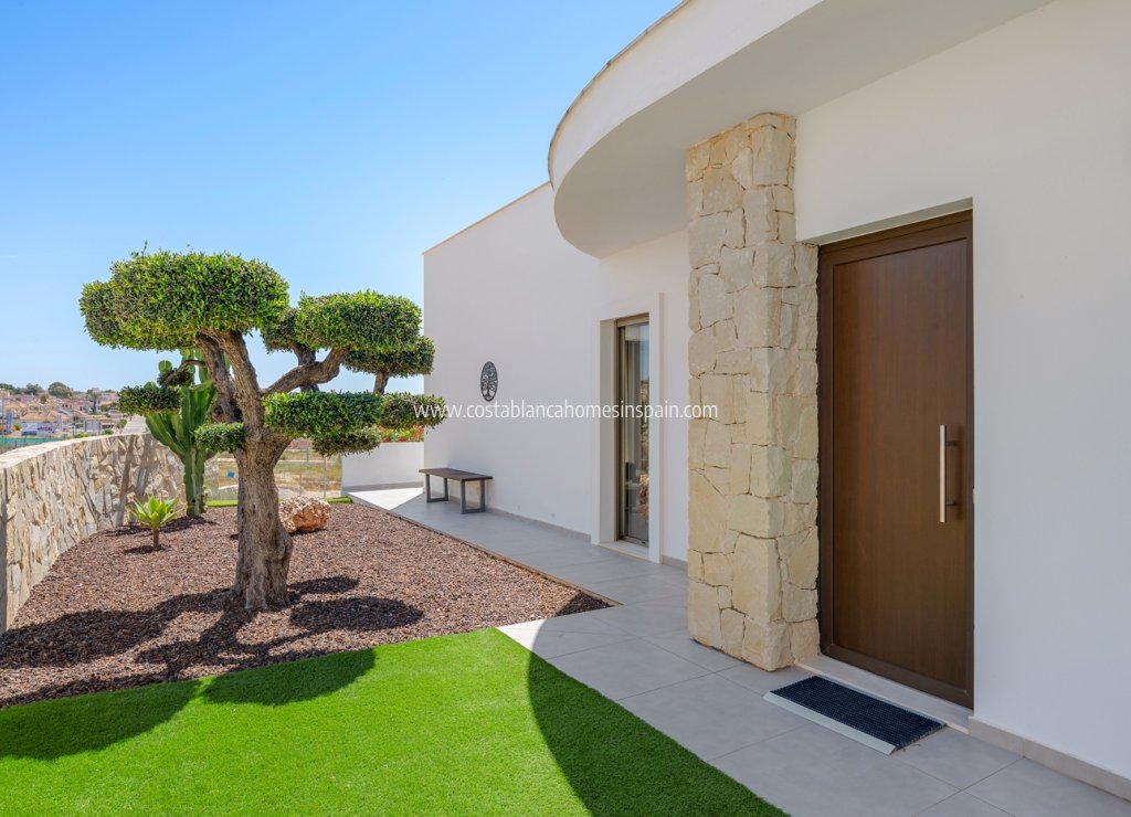 Resale - Detached Villa - La Marina