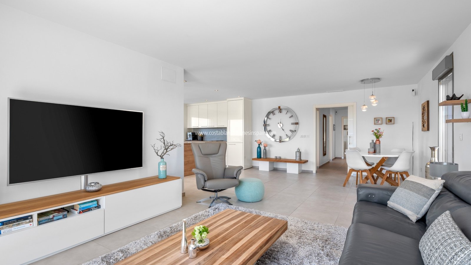 Resale - Detached Villa - La Marina