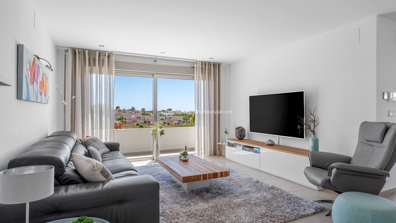 Resale - Detached Villa - La Marina
