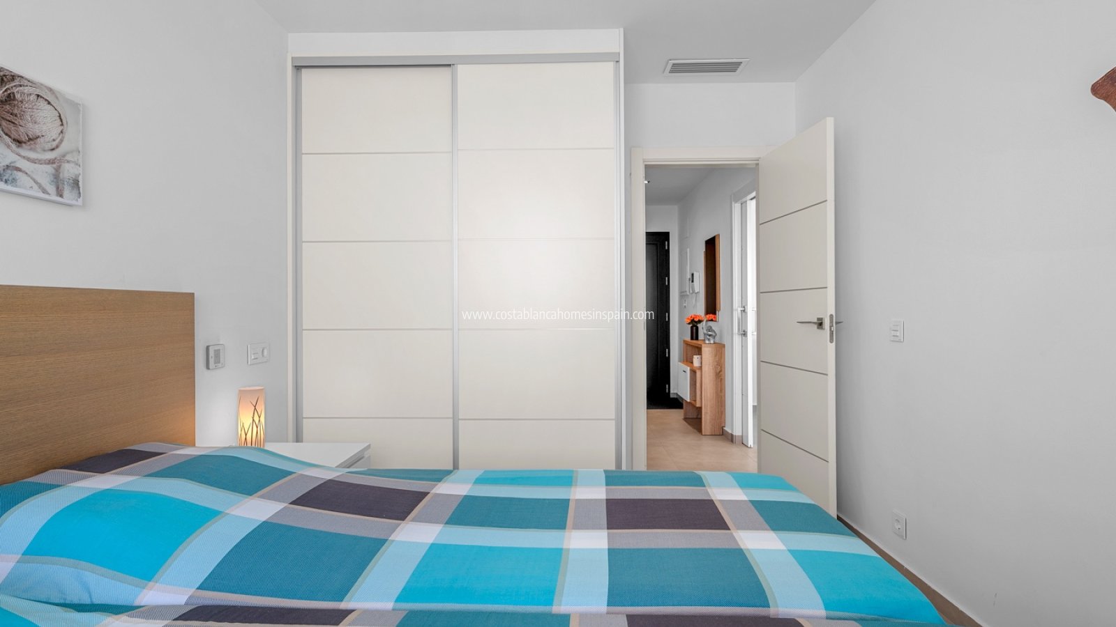 Resale - Detached Villa - La Marina