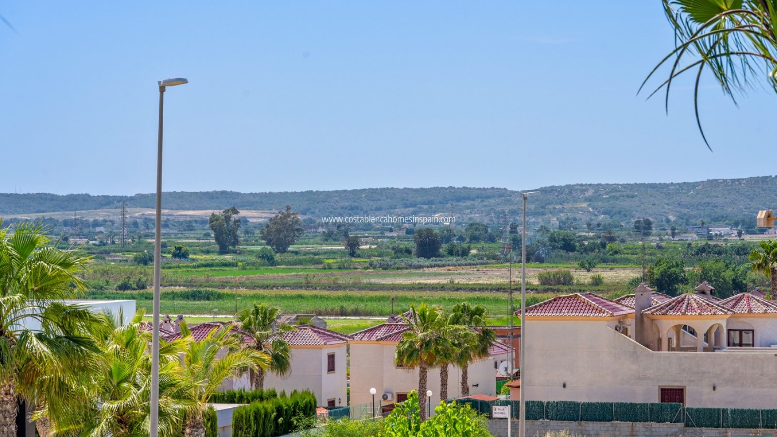 Resale - Detached Villa - La Marina