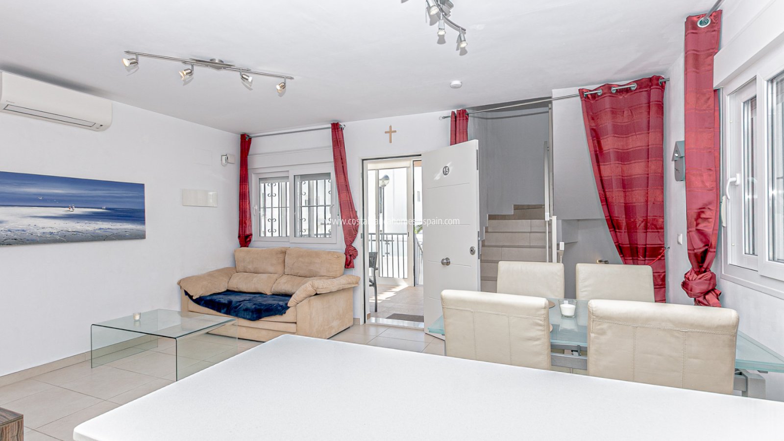 Resale - Detached Villa - La Marina