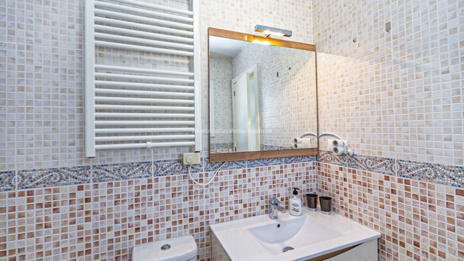 Resale - Detached Villa - La Marina