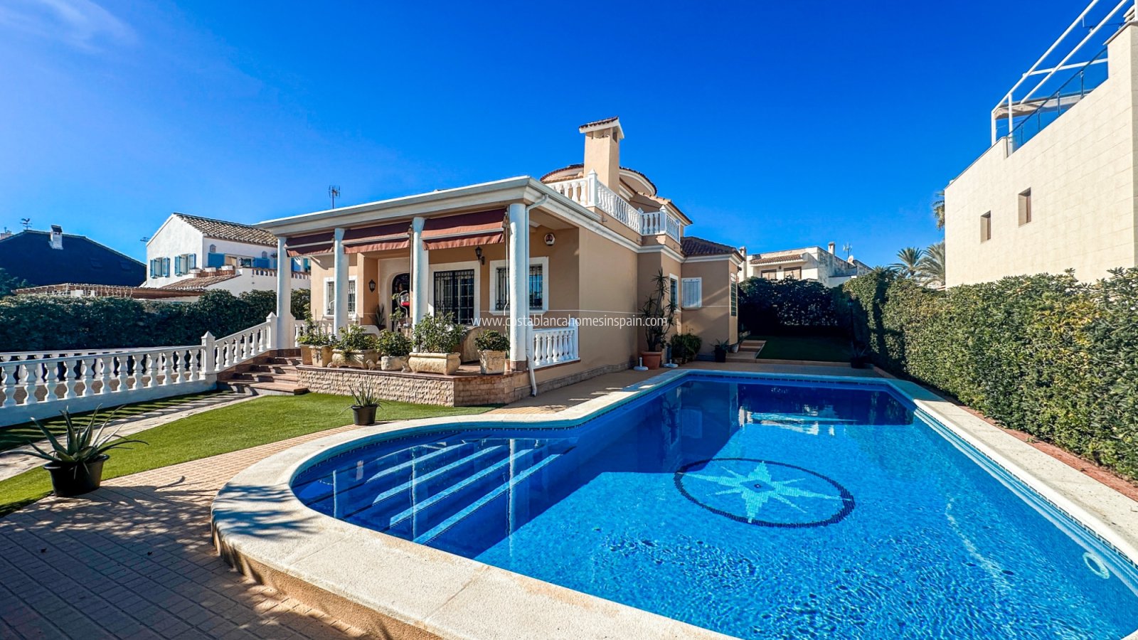 Resale - Detached Villa - La Mata - LA MATA