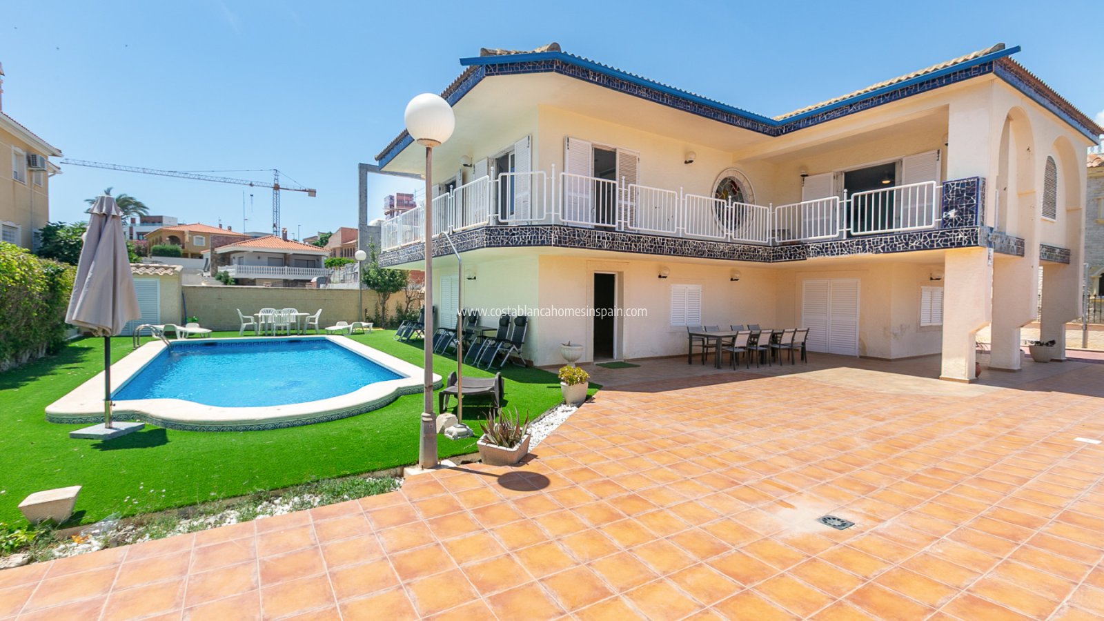 Resale - Detached Villa - La Zenia