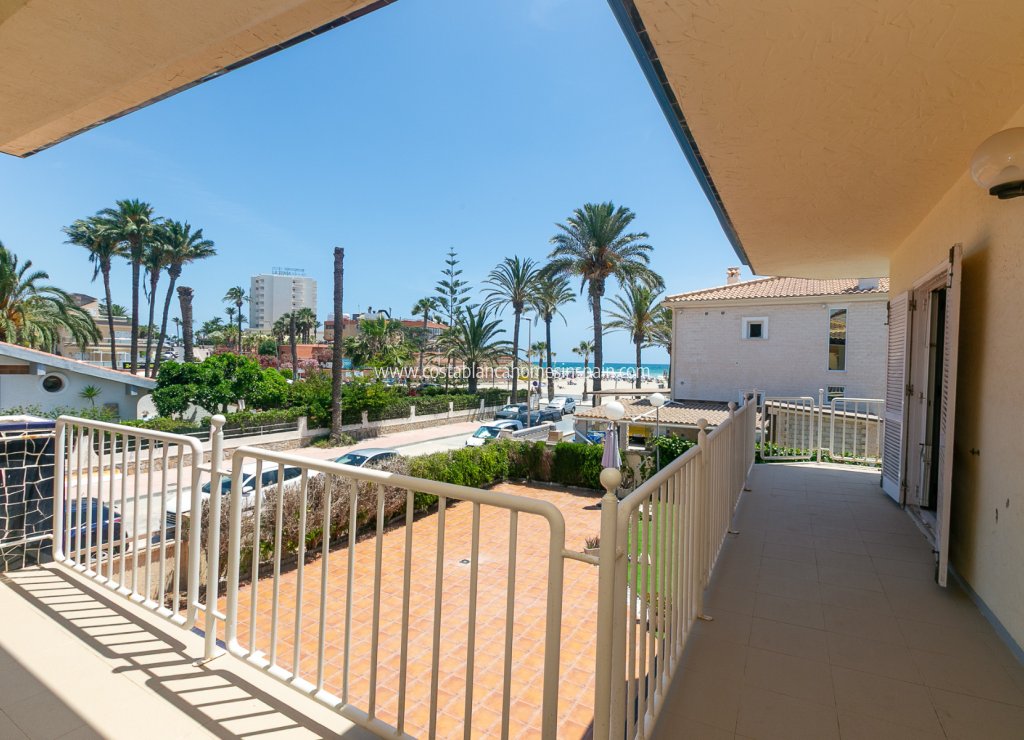 Resale - Detached Villa - La Zenia