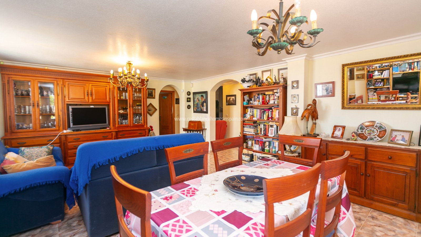 Resale - Detached Villa - La Zenia