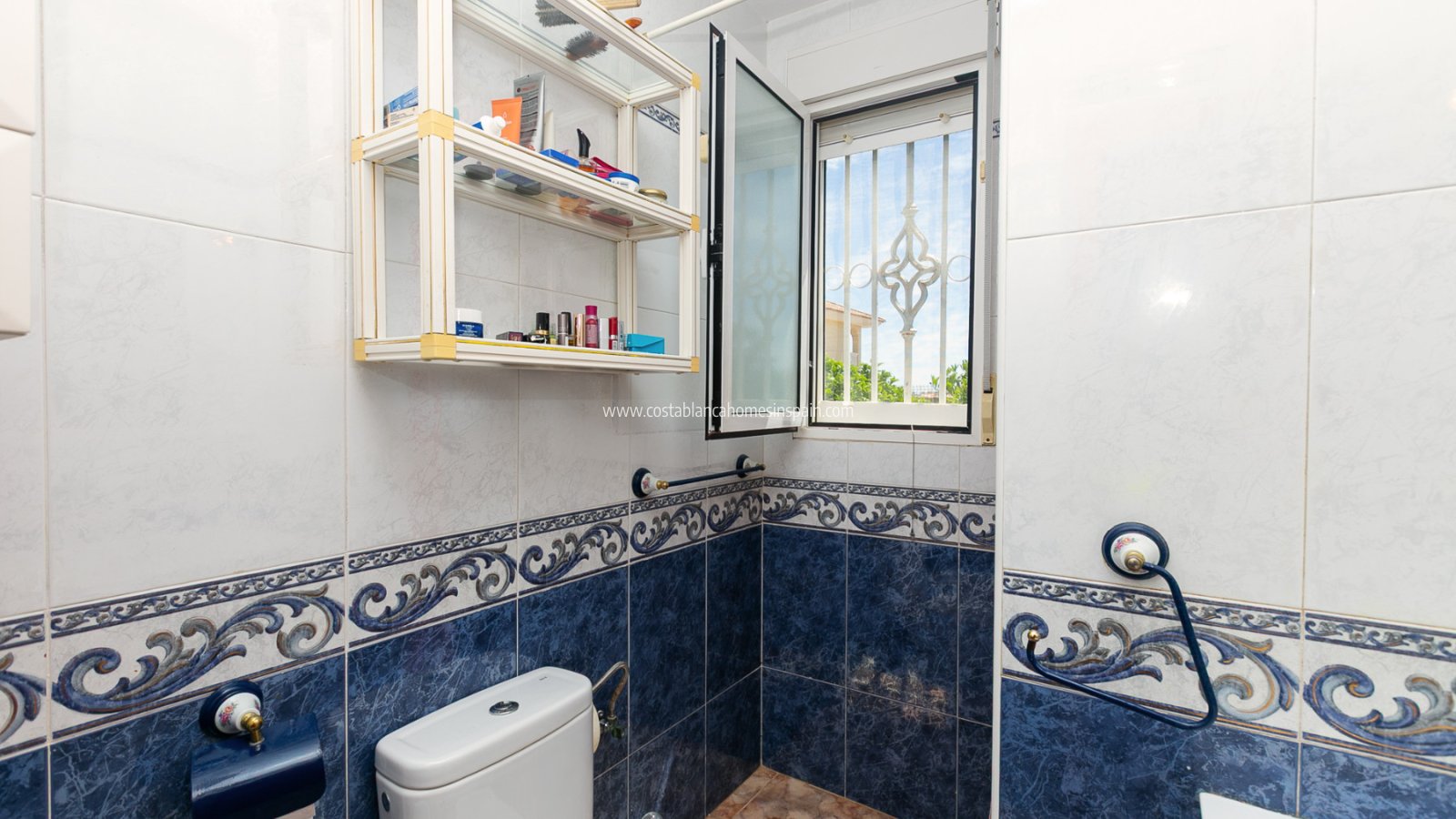 Resale - Detached Villa - La Zenia