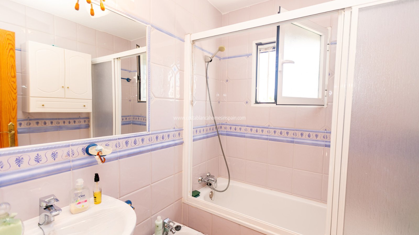 Resale - Detached Villa - La Zenia