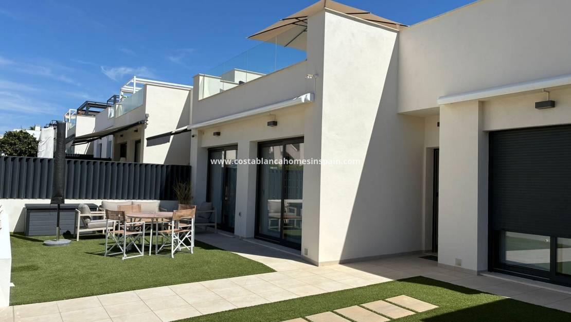 Resale - Detached Villa - Lo Romero Golf
