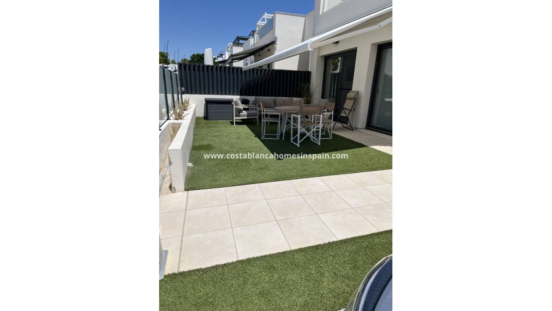 Resale - Detached Villa - Lo Romero Golf